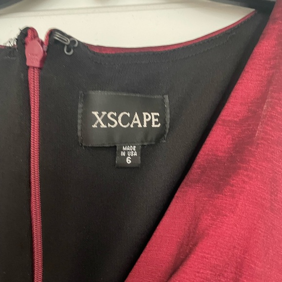 Long Maxi Burgundy Dress - Picture 3 of 4